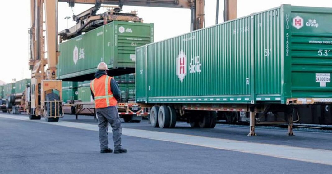 Hub Group Reports Steady Q1 Earnings Amid Revenue Slip