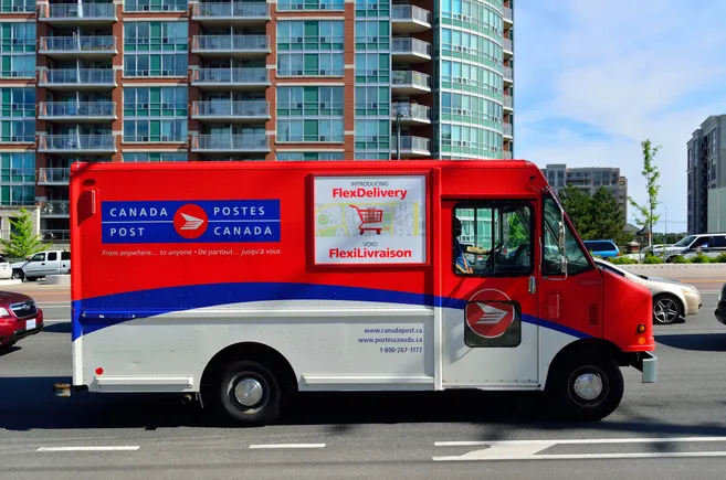 Canada Post makes ‘final offers’ to union as parcel volume plummets