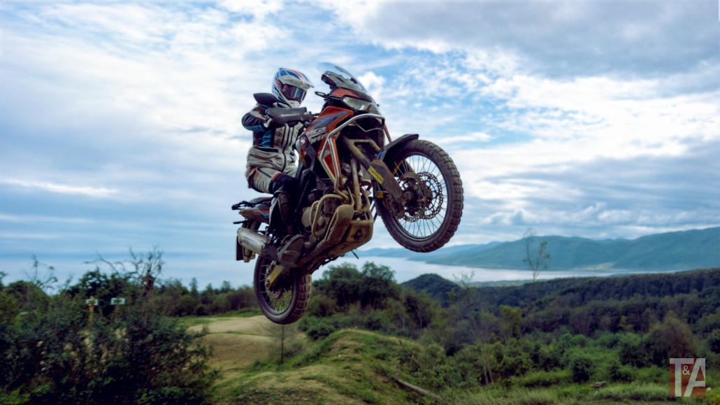 Honda adventure bike series to run on Dunlop Trailmax Raid