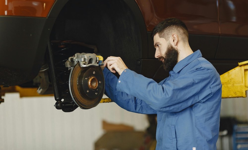 The Cost of Ignoring Worn Brake Pads in Fleet Vehicles