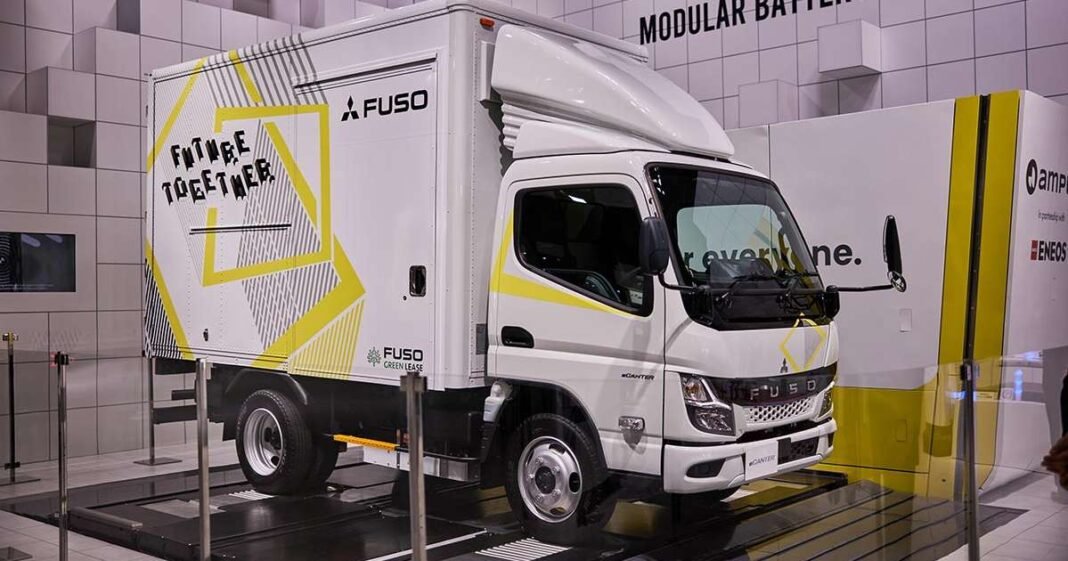 Daimler, Toyota Finalize Plan to Merge Truck Units in 2026