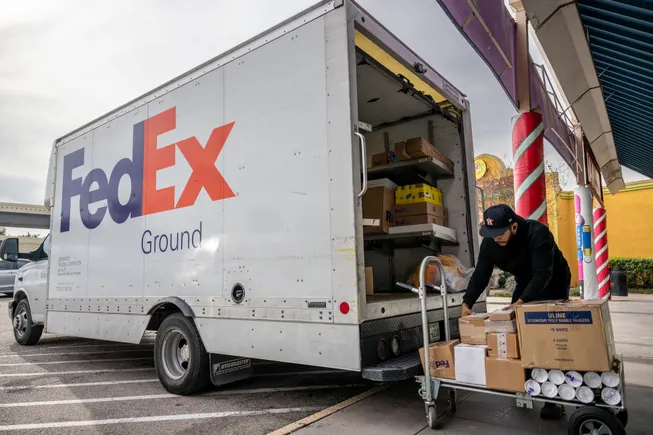 FedEx pickup prices to change in August