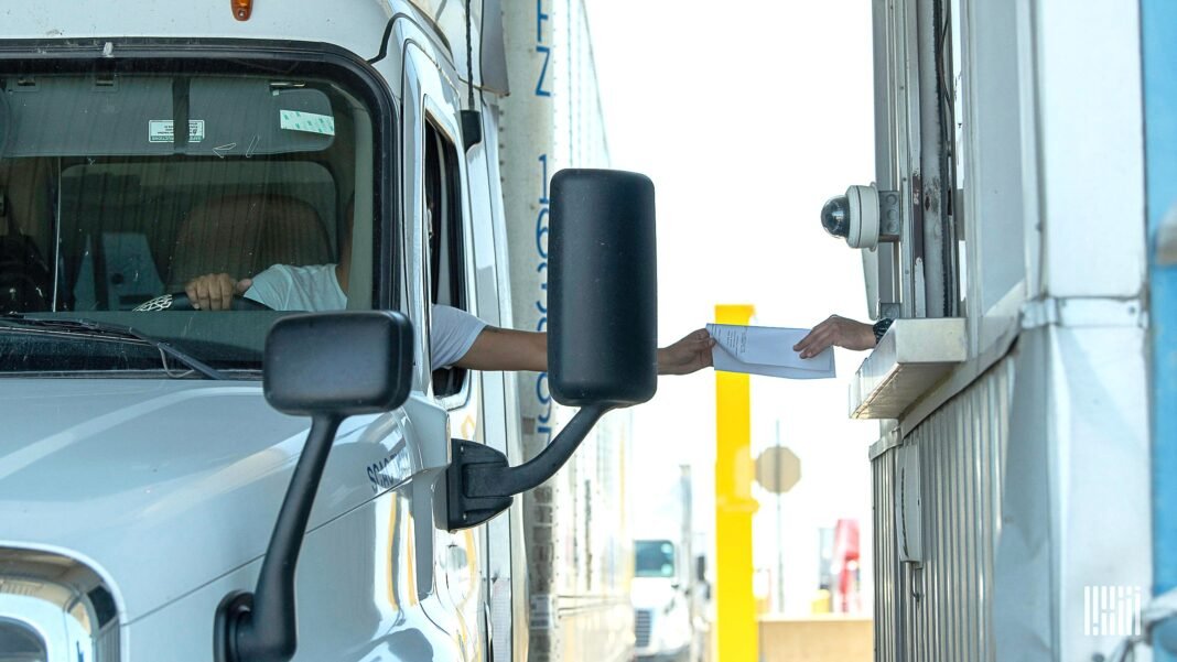 Florida arrests eight for driver’s license fraud targeting illegal migrants