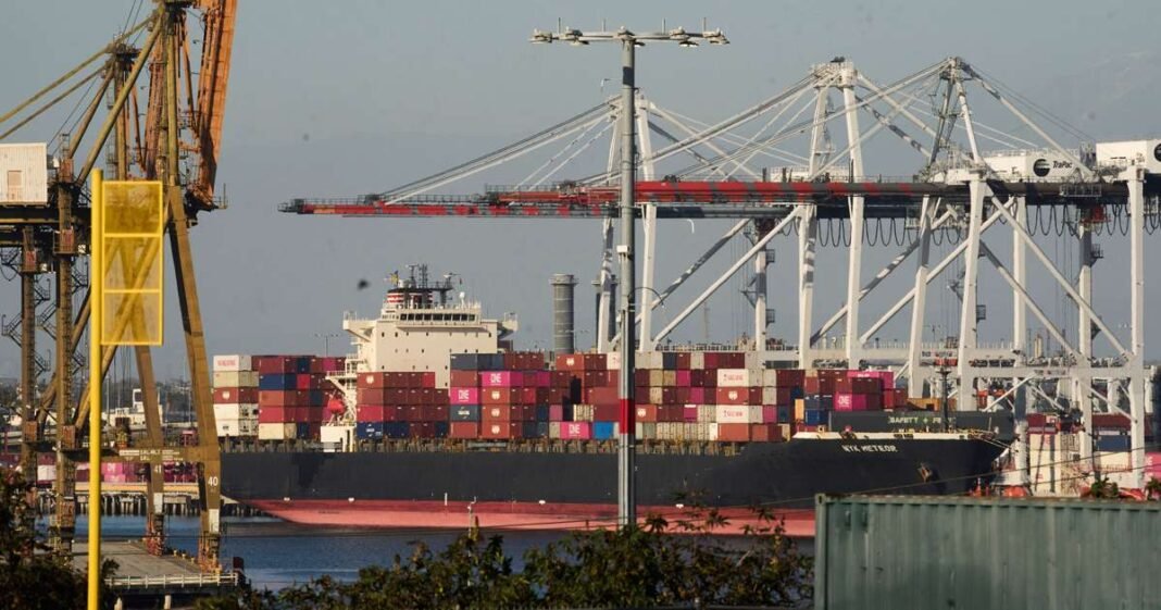 May Cargo Slips at Largest US Ports for First Time in Months