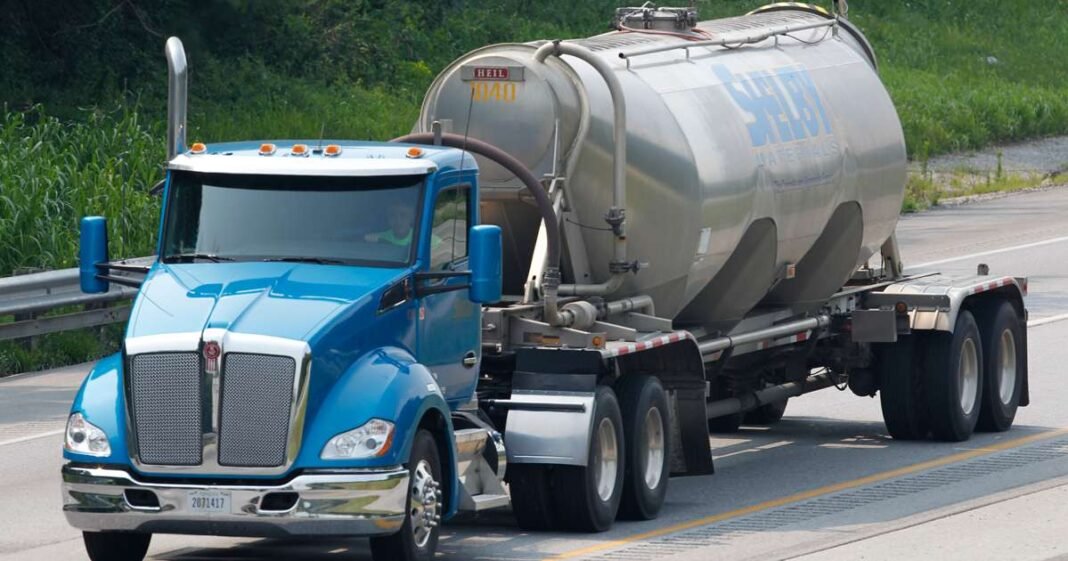 Senators Push Fix for Dry Bulk Trucking Penalties