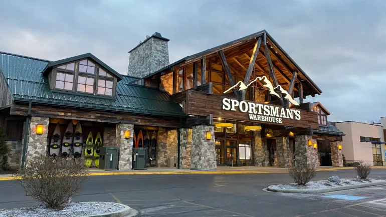Sportsman’s Warehouse to pull forward holiday shipments to skirt tariffs