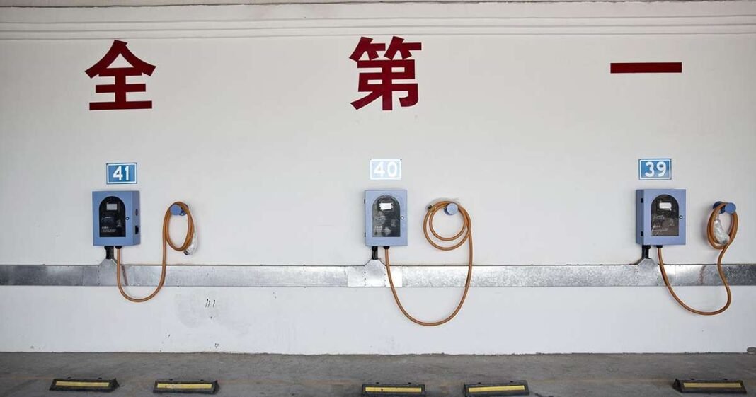 Trucks in China Make Switch From Diesel to Electric