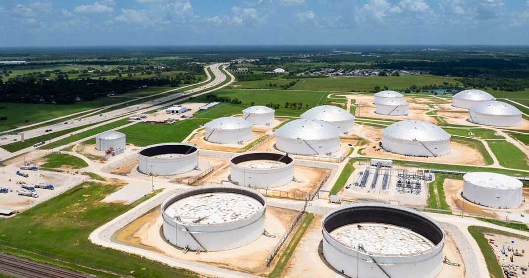 Trump Warns Oil Producers on Prices Following Iran Attack