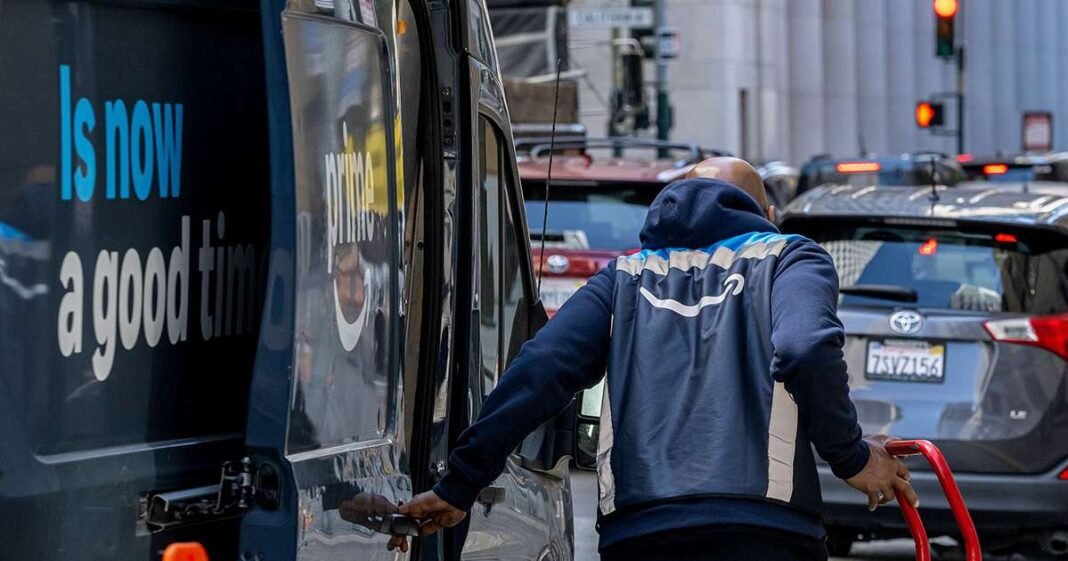 Amazon Projects Profit That Underwhelms on AI Race Expense