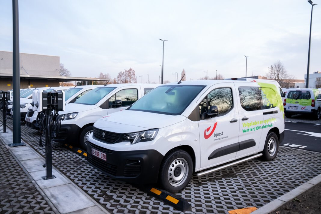 bpost franchit le cap des 3 000 véhicules utilitaires légers électriques