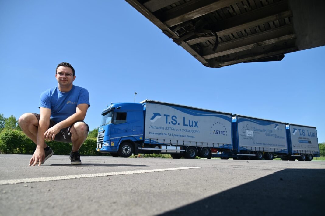 Christophe Deblaton drives with unique LHV
