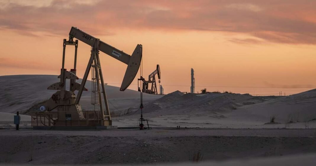 EIA Trims Forecast for 2025 US Crude Oil Output