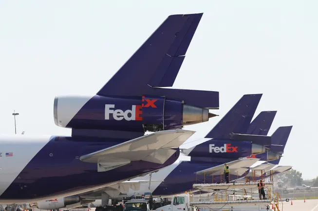 FedEx establishes automotive vertical in B2B shipping push