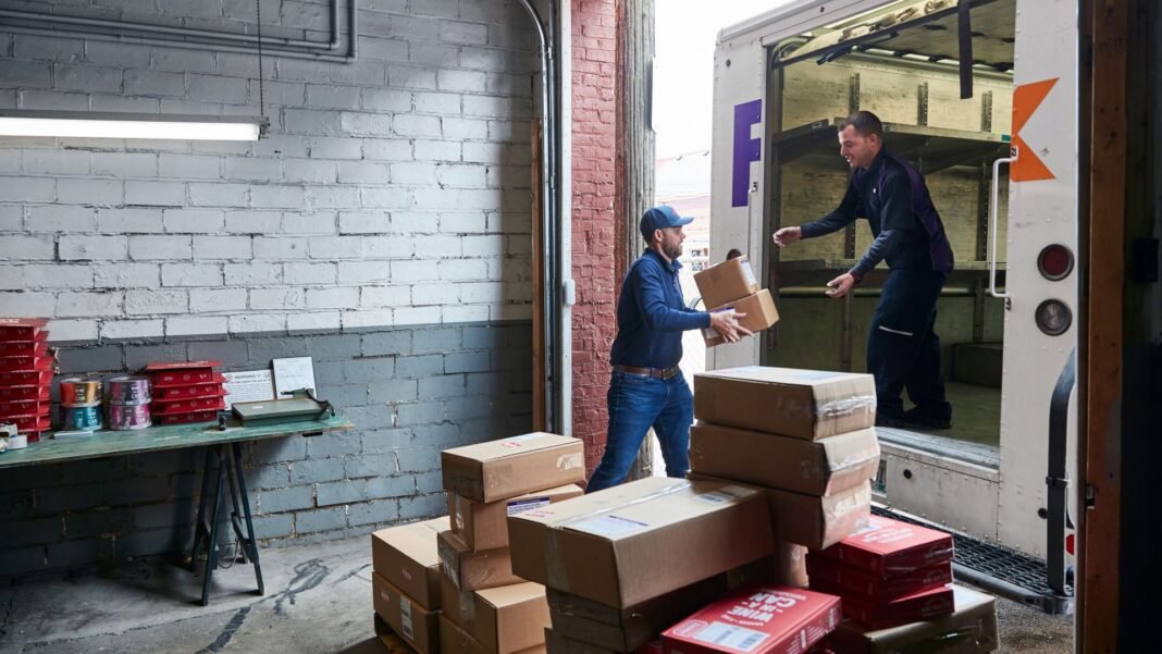 FedEx to implement single pricing structure for express, standard pickups