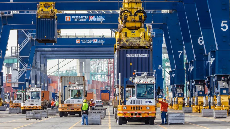 New tariff timeline spurs frontloading push at the Port of Los Angeles