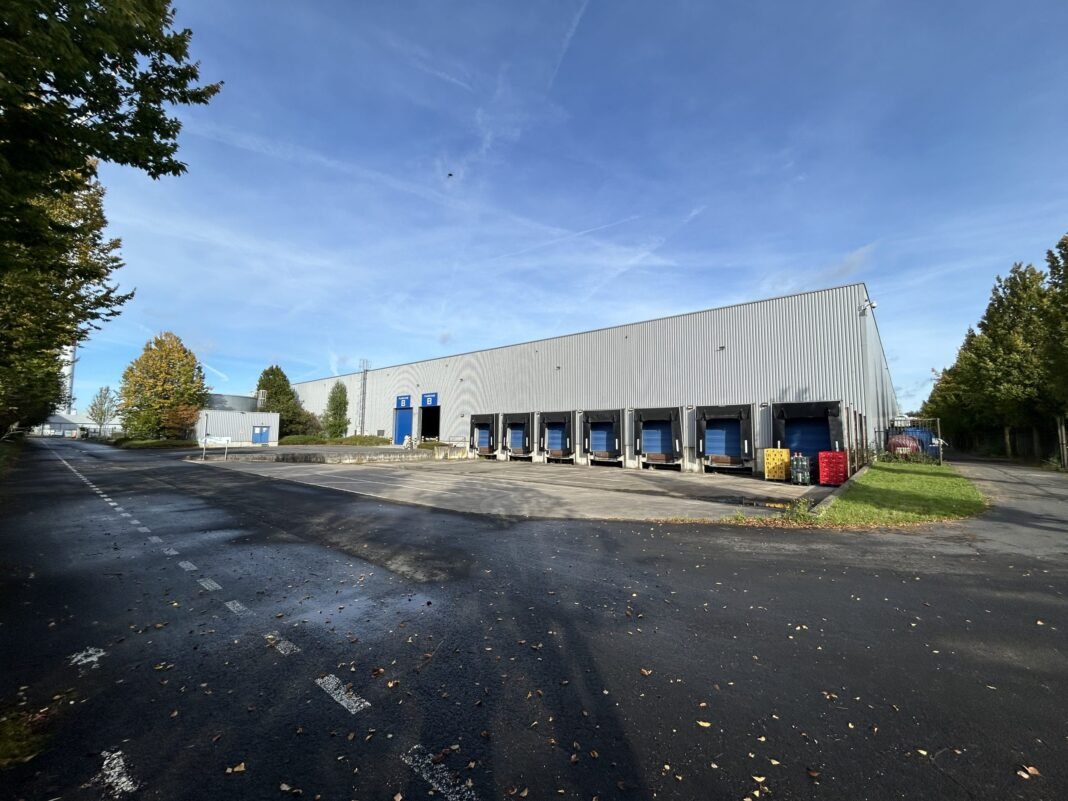 Transport Robbyns rents Montea warehouse in Puurs
