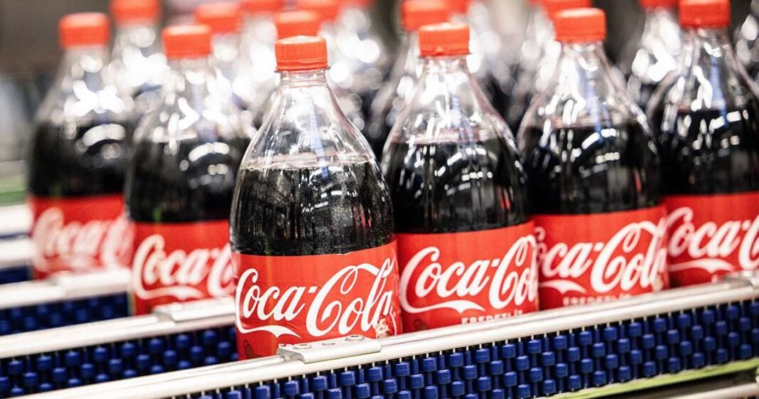 Trump Says Coca-Cola Agrees to Use Cane Sugar for US Coke