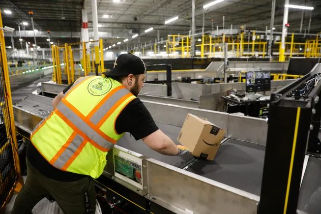 Amazon to end FBA prep, labeling services in US