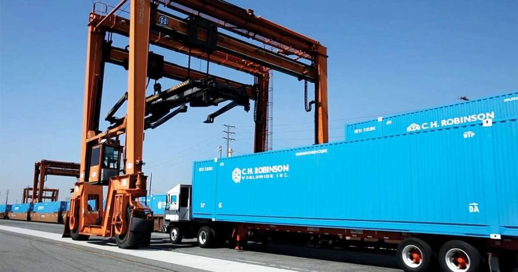 C.H. Robinson Reports Earnings Growth on Lower Revenue