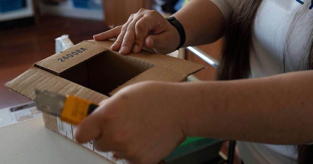 End of De Minimis Rule Aug. 29 to Hit Shoppers, Businesses