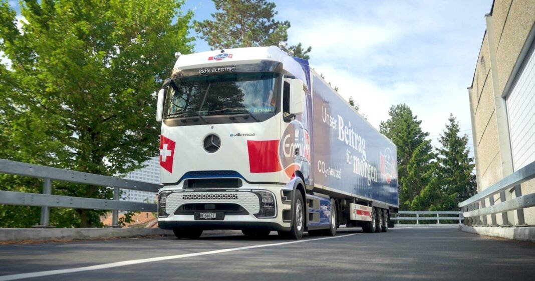 First eActros 600 on the road in Europe’s fleets