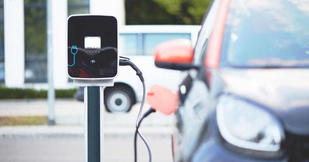 Navigating the road to Net Zero for final-mile deliveries with EVs