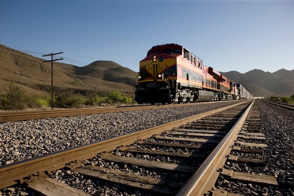 U.S. rail carload and intermodal volumes see gains, for week ending August 9, reports AAR 