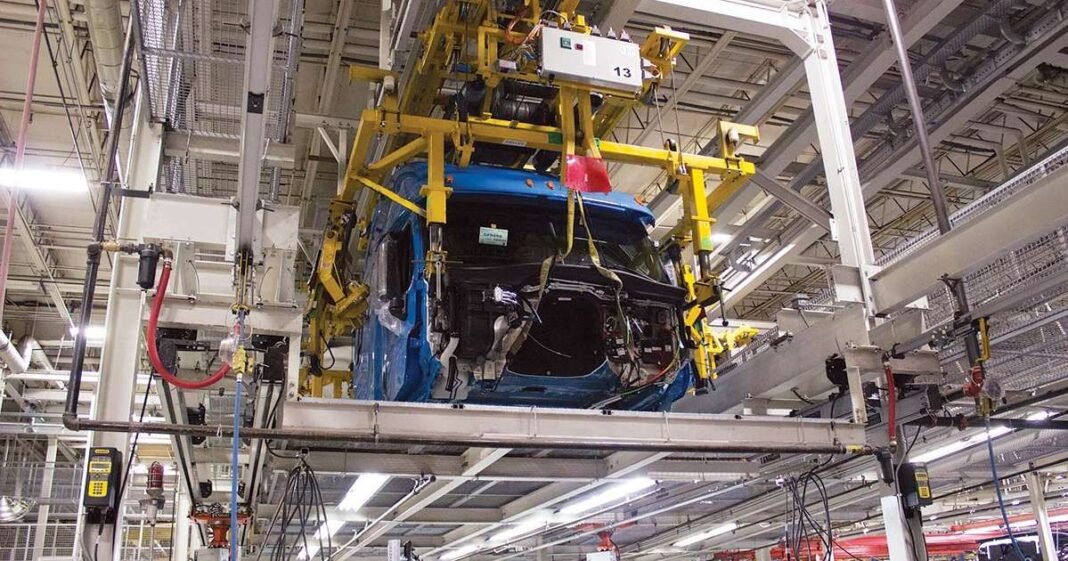 Daimler Truck, Traton Slide Over Trump’s Truck Tariffs
