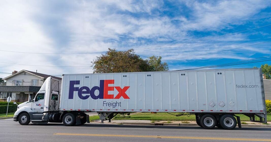 FedEx Revenue, Net Income Increase for Q1 2026