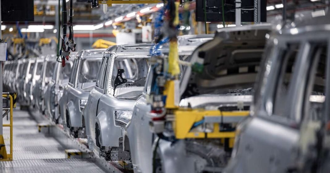 Jaguar Land Rover Cyberattack Ripples Through Suppliers