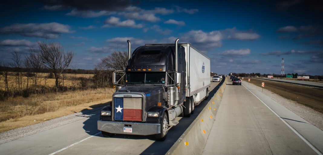 Texas steps up crackdown on truckers failing English tests