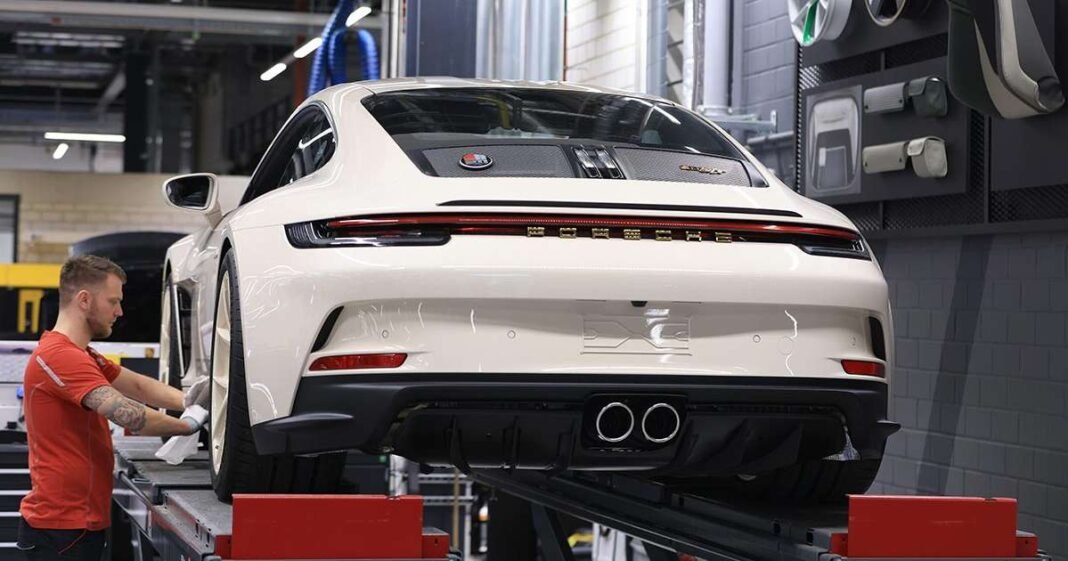 US Lowers Tariffs on EU Autos to 15%