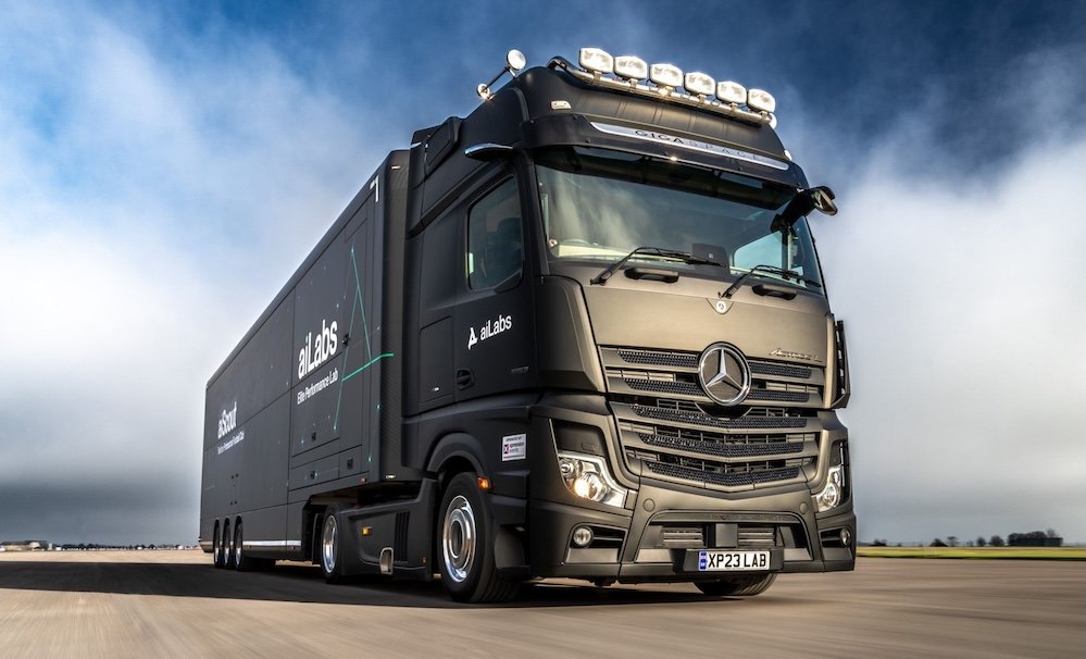 Mercedes-Benz Trucks achieves 5-star Euro NCAP safety rating for Actros