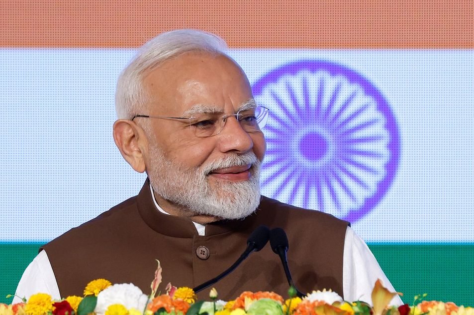 Modi Opens Adani Airport, Metro Line as $4B Mumbai Facelift Kicks In