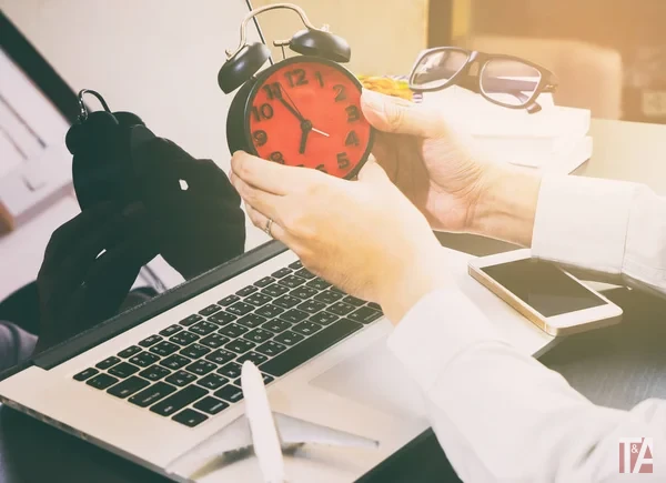 Time-Saving Strategies for Busy Professionals Using Affordable Solutions