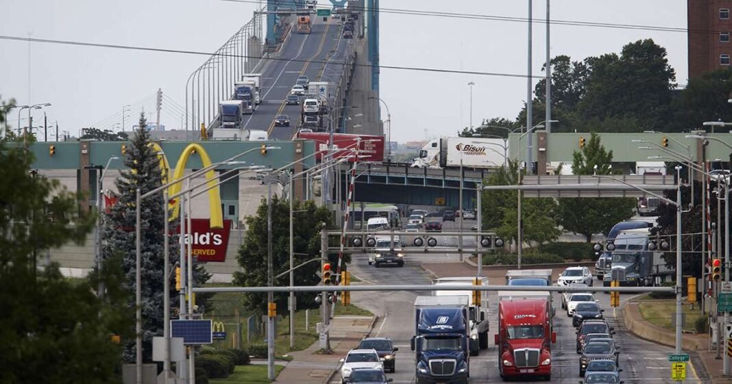 US Shutdown Leaves Canada in Dark on Major Chunk of Exports