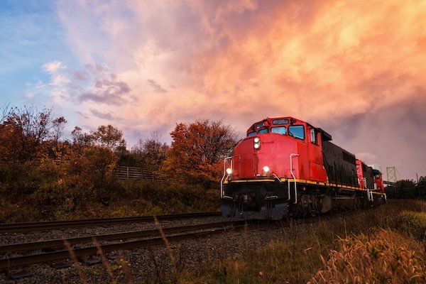 U.S. rail carload and intermodal volumes see annual declines, for week ending October 25, reports AAR 