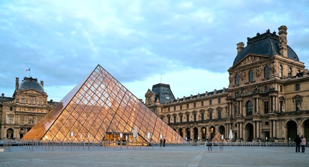 What the Louvre heist teaches us about freight fraud and cargo theft