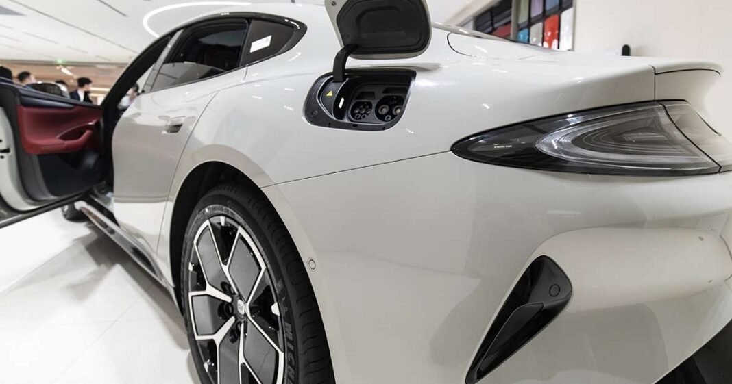 Xiaomi Driver Death Fuels China Push For New EV Door Design