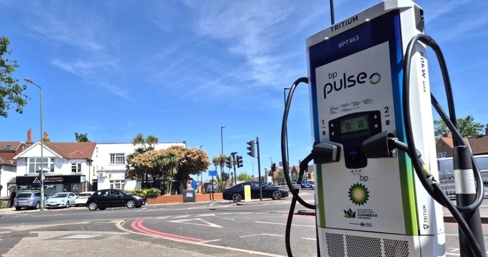 bp pulse and TfL partnership continue London’s EV charging network