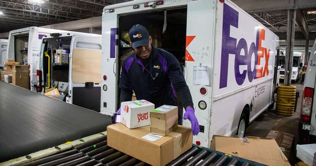 FedEx Profit Guidance Eases Holiday Season Worries