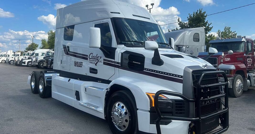 Mack Delivers First Pioneer Semis to Fleet Owners in the US