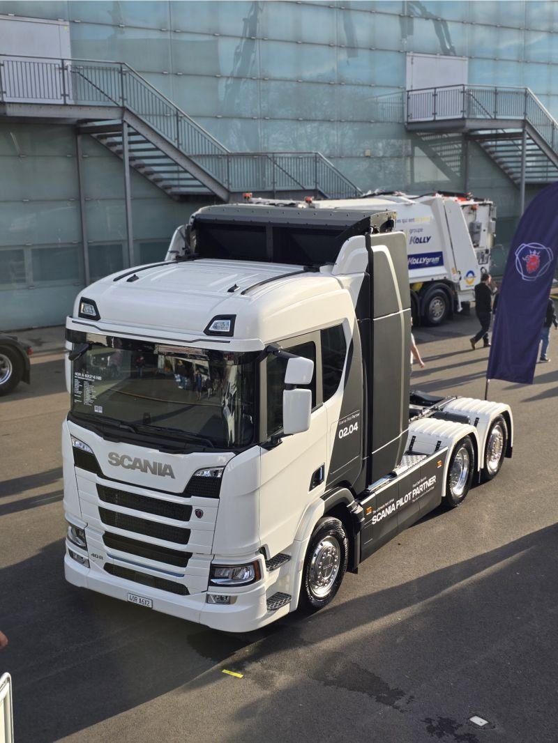 Scania presents its FCEV prototype

