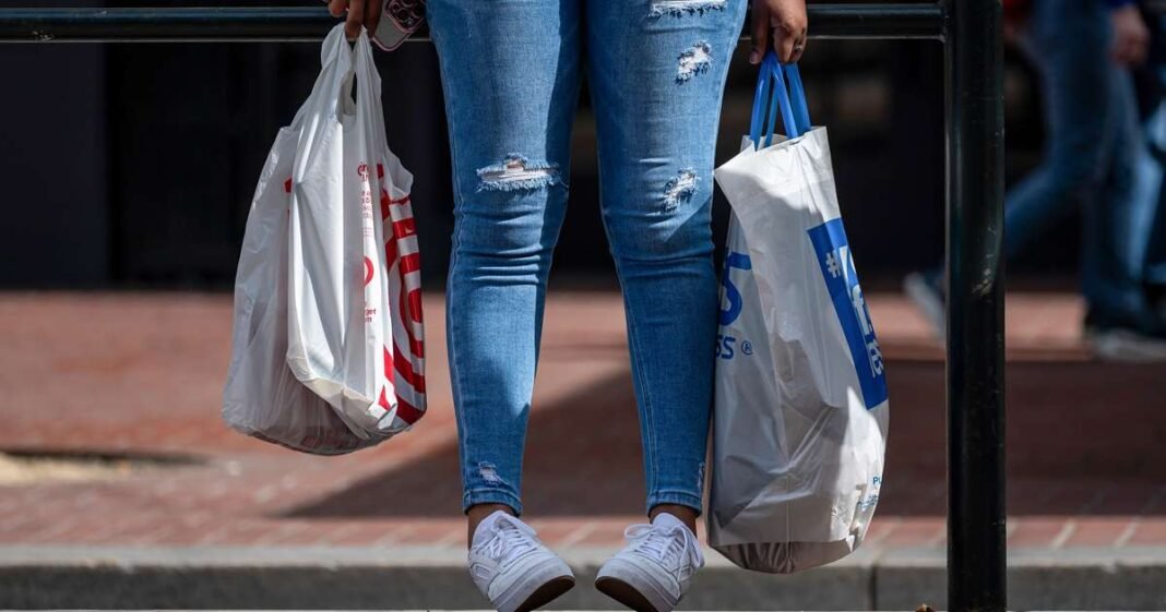 September Retail Sales Rise Despite Consumer Caution