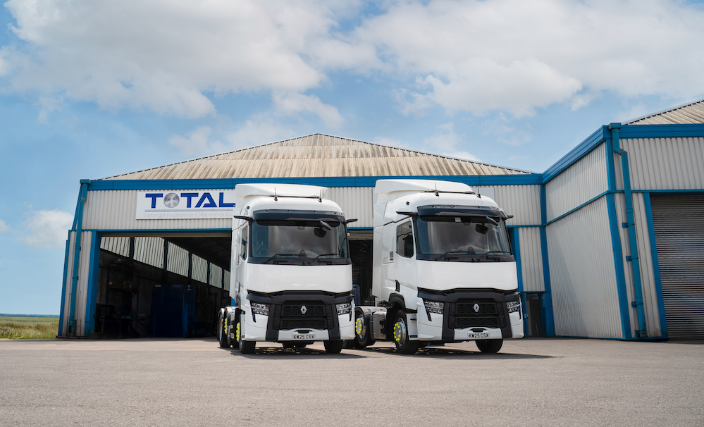 Total Group welcomes its first Renault trucks to its fleet