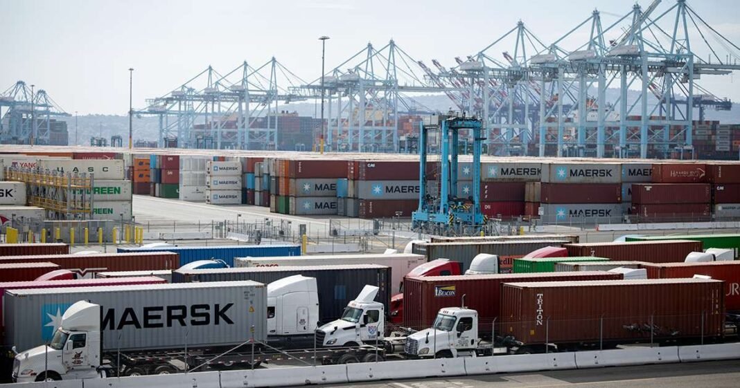 US Trade Deficit Narrowed in August as Imports Declined