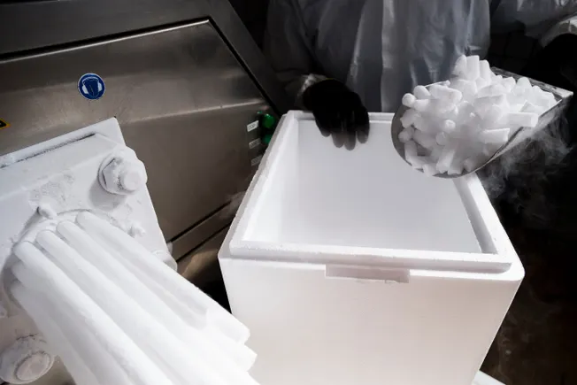 Cold-chain packaging companies adapt as dry ice supply falters