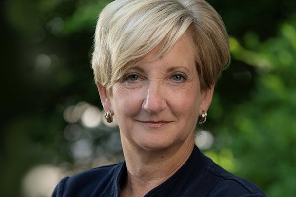 Manufacturing declines for the ninth consecutive month, reports ISM 