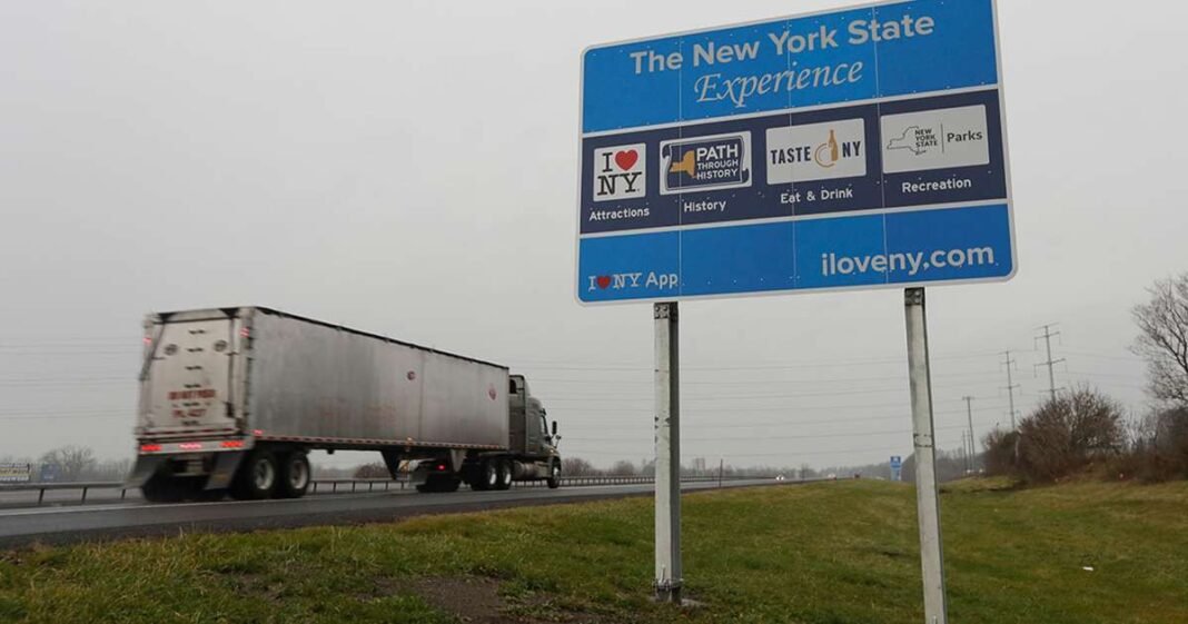 Trucking Businesses Call for Stop to N.Y. Thruway Surcharge