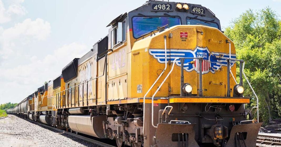4 Railroads Object to Union Pacific-Norfolk Southern Merger